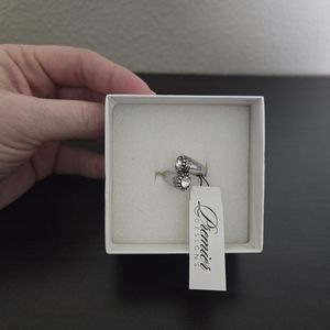 Premier Designs Unique Ring